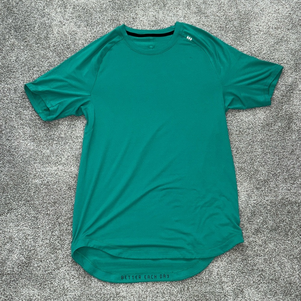 Lululemon License to Train Short Sleeve Shirt